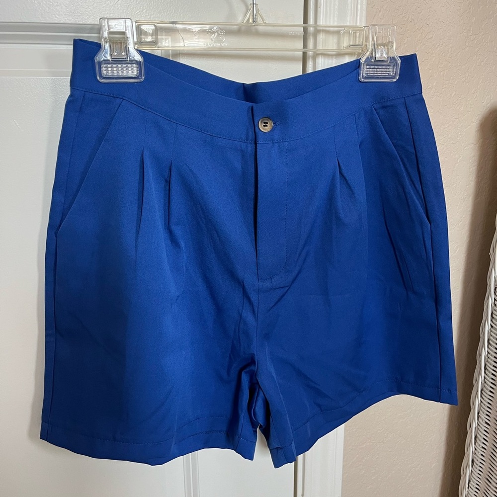 NWOT shorts 🌀